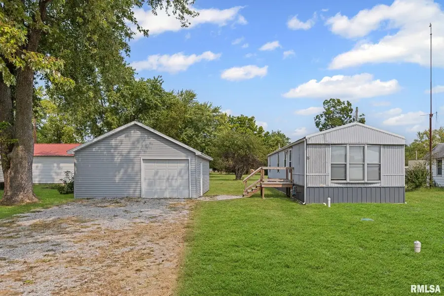 5219 Us Hwy 50 Avenue, Salem, IL 62881 - Image #3