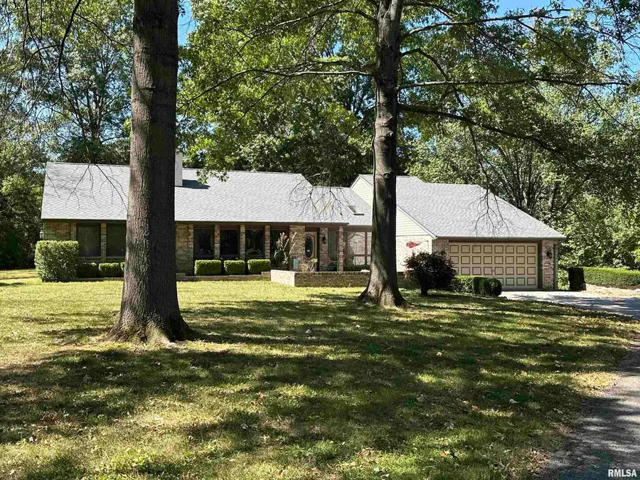 2381 Logan Street, Murphysboro, IL 62966 - Image #2