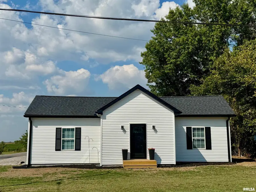 309 W Main Street, Ewing, IL 62836 - Image #3