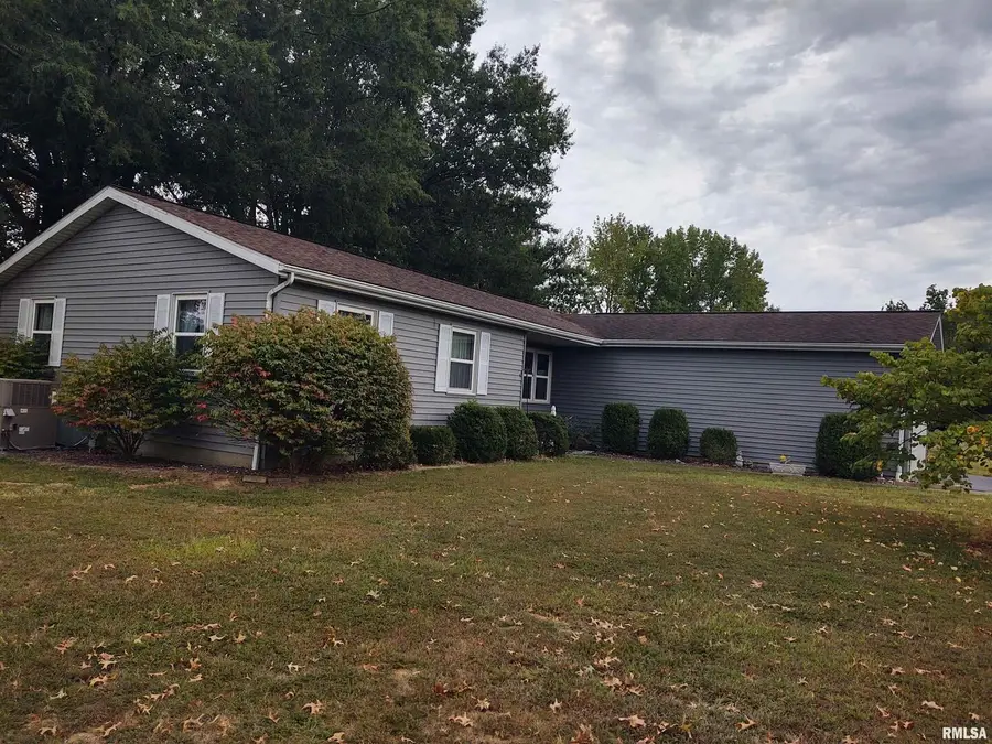 110 Stork Street, Anna, IL 62906 - Image #2