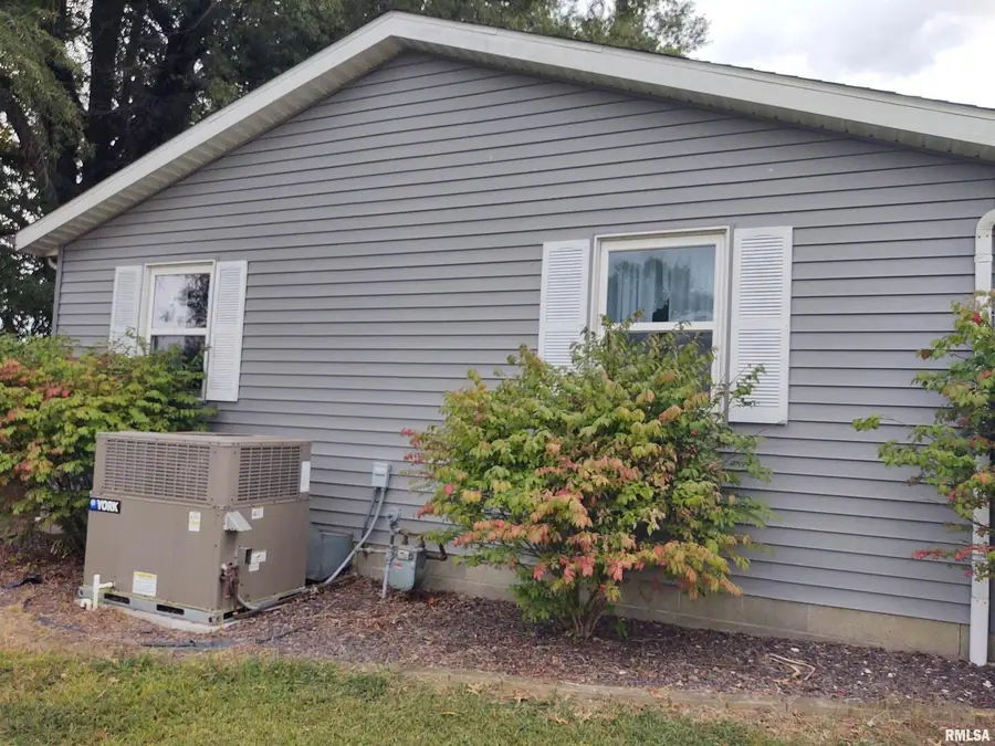 110 Stork Street, Anna, IL 62906 - Image #3