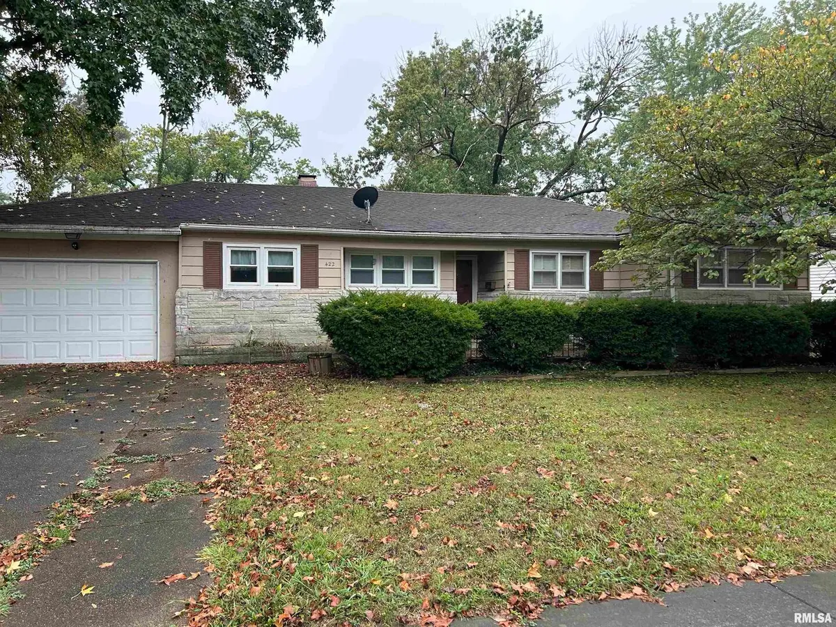 422 W 5th Street, Benton, IL 62812 - Image #1