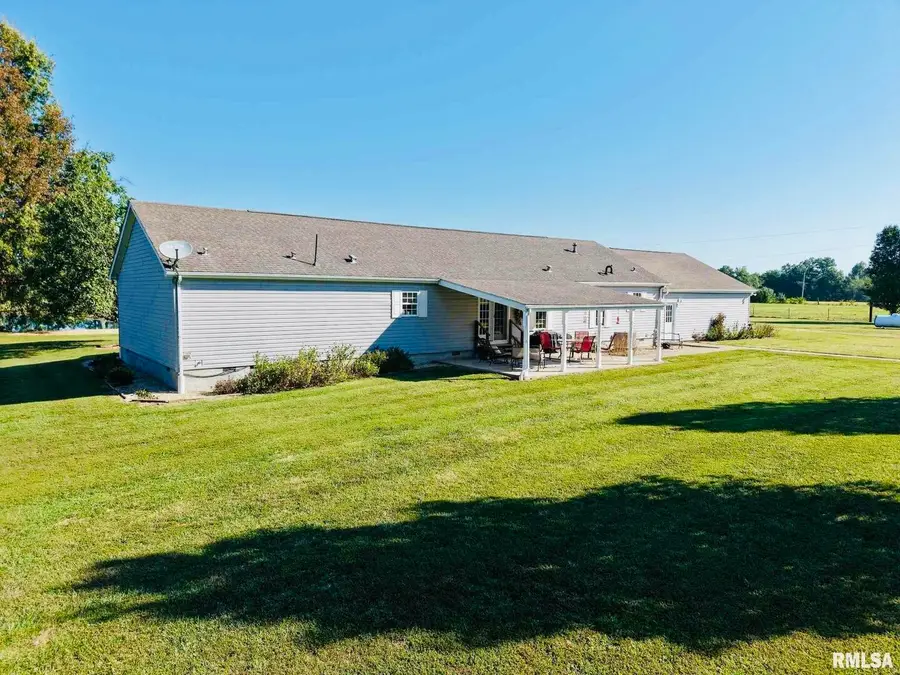 5197 E Emmerson City Road, Scheller, IL 62883 - Image #3