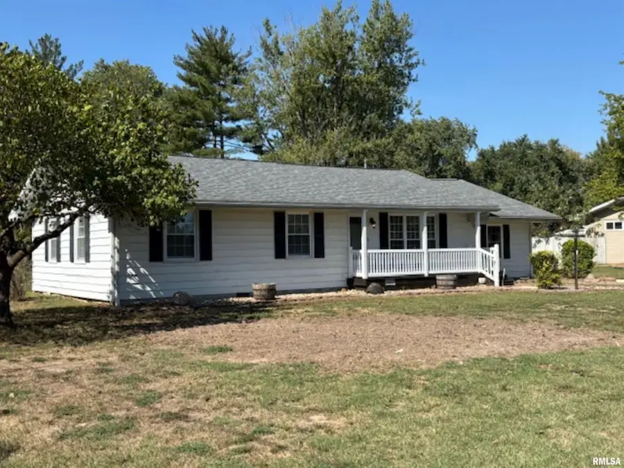 2633 S Broadway Avenue, Salem, IL 62881 - Image #3