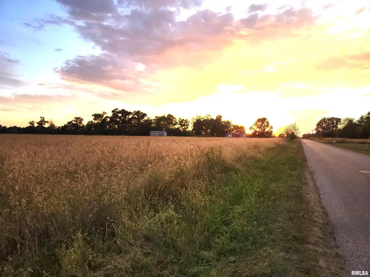 1682 E Coon Creek Road, Flora, IL 62839 - Image #1