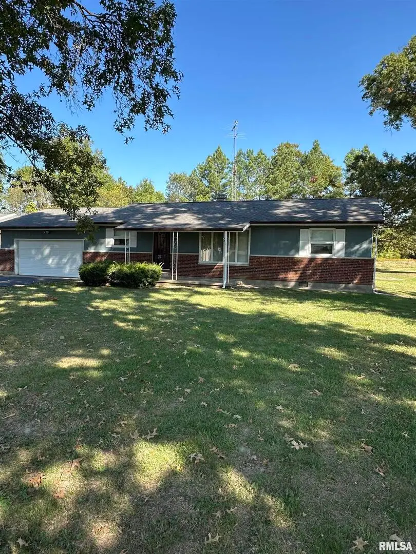 7863 Idyle Wild Street, Du Quoin No 12, IL 62832 - Image #3