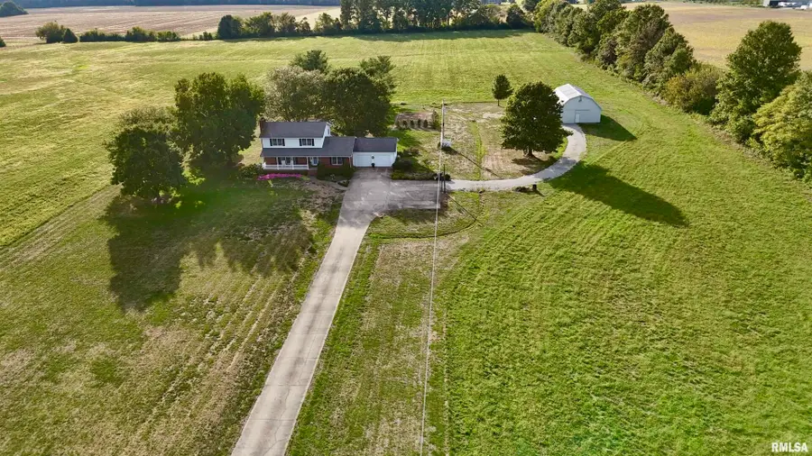 9879 Steel City Road, Benton, IL 62812 - Image #2