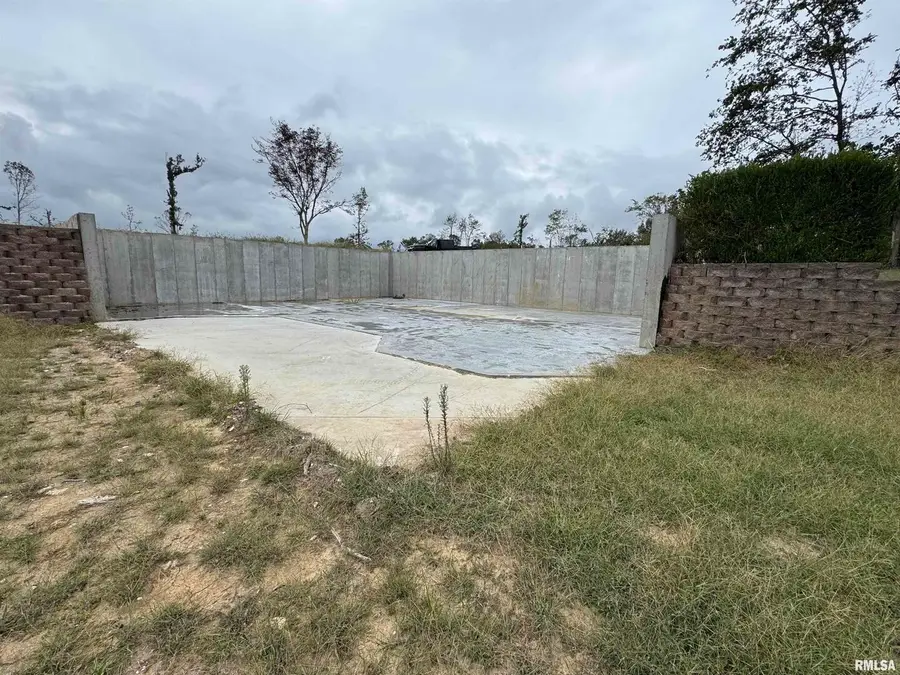 12927 Leslie Court, Marion, IL 62959 - Image #3