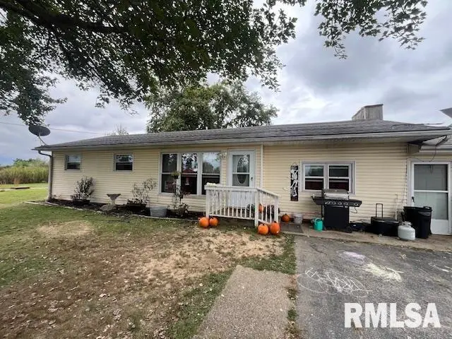 15063 Lighthouse Road, Pittsburg, IL 62974 - Image #1