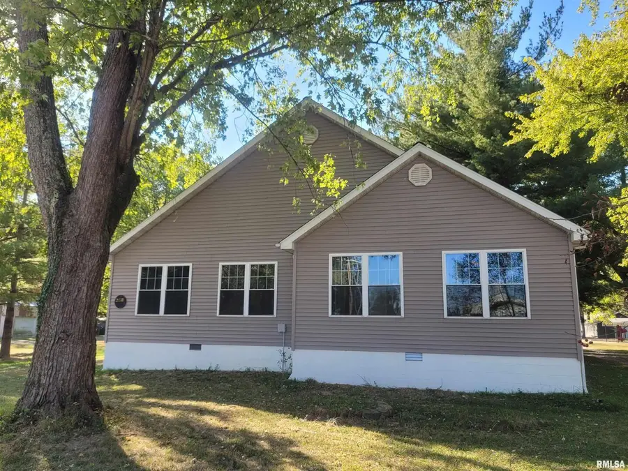 2611 Benton Road, Mount Vernon, IL 62864 - #2