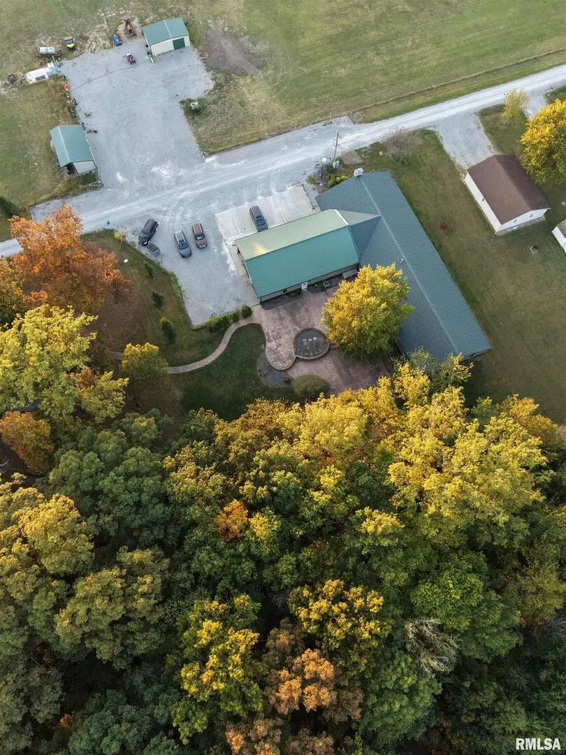 20 Ashley Lane, Casey, IL 62420 - Image #2