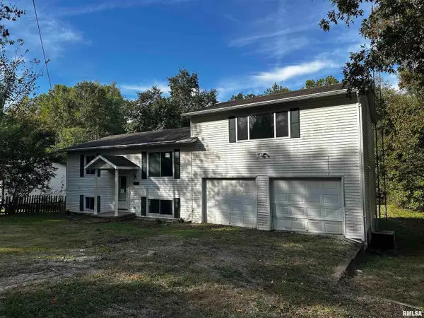 13253 N Greenbriar Road, Carterville, IL 62918