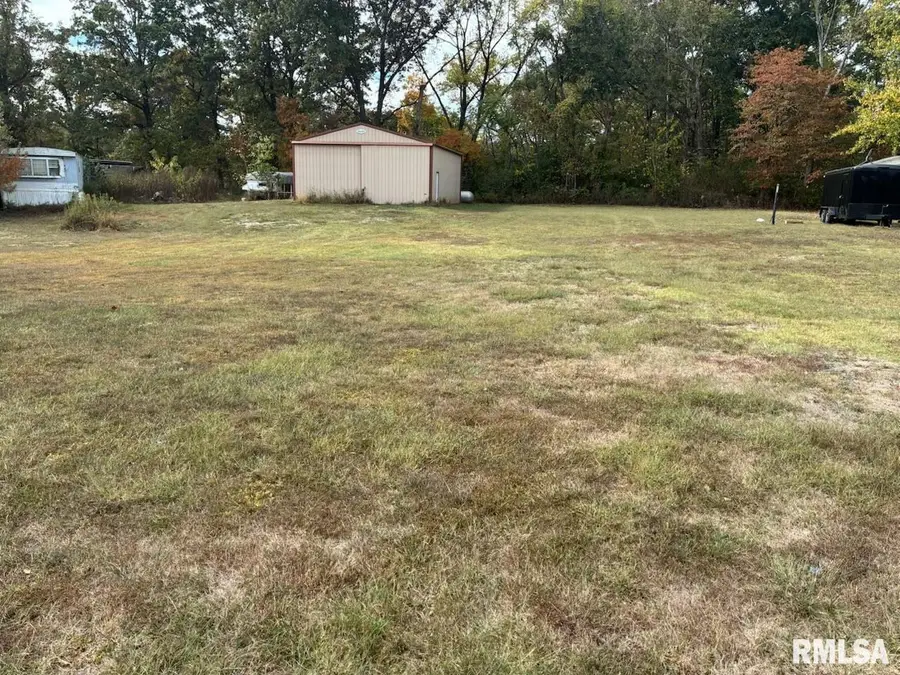 18939 N Justin Lane, Mount Vernon, IL 62864 - Image #2