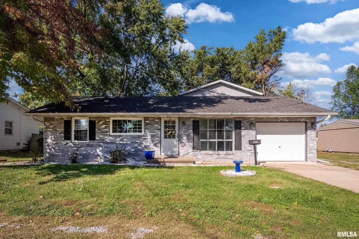 1206 W Goodall Street, Marion, IL 62959 - Image #1