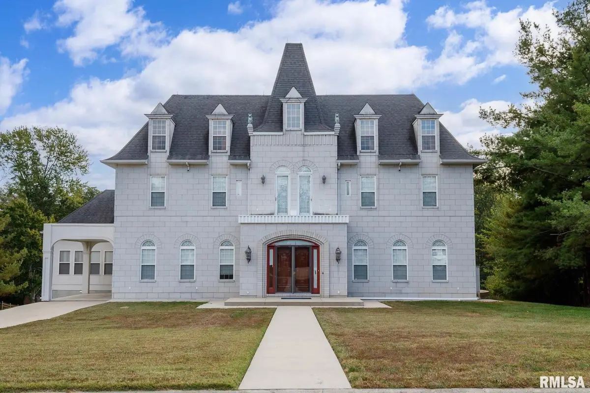 12 Clear Lake Drive, Centralia, IL 62801 - Image #1