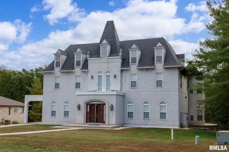 12 Clear Lake Drive, Centralia, IL 62801 - Image #3