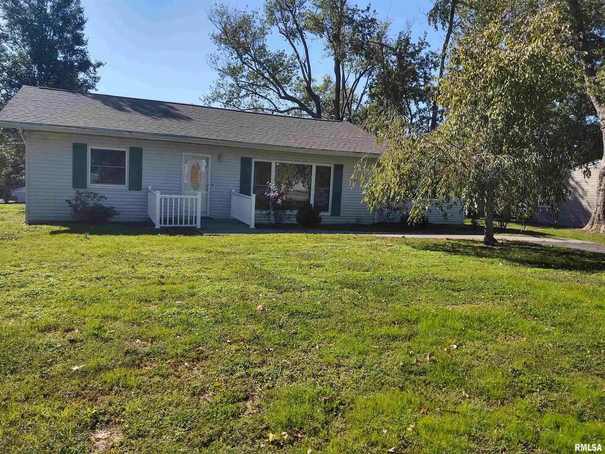 901 Locust Street, Vienna, IL 62995 - Image #1