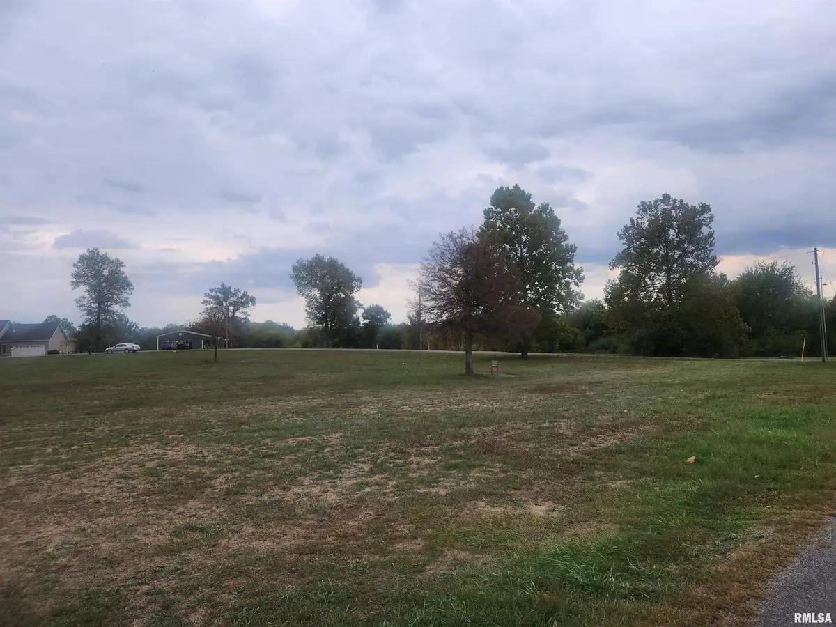 821 Bluebell Road, Du Quoin, IL 62832 - Image #1