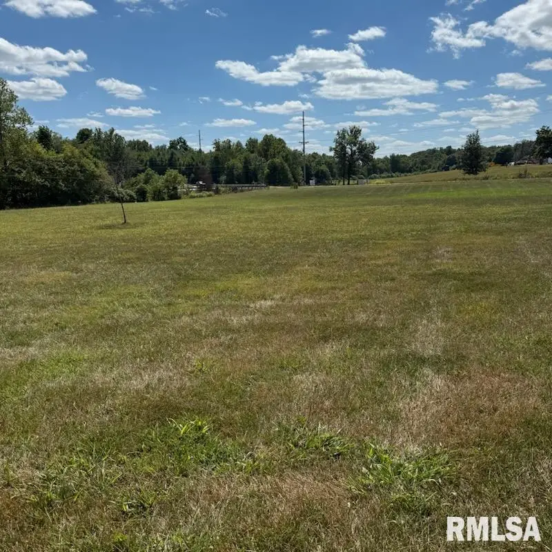 14017 E Eastland Road, Mount Vernon, IL 62864 - Image #1