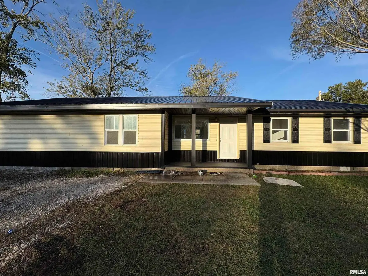 3305 Selmaville Road, Salem, IL 62881 - Image #1