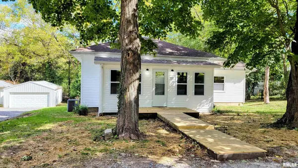 111 S Wilmington Avenue, Orient, IL 62874