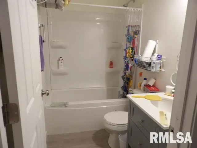 1101 S Mckinley Street, Harrisburg, IL 62946 - Image #3