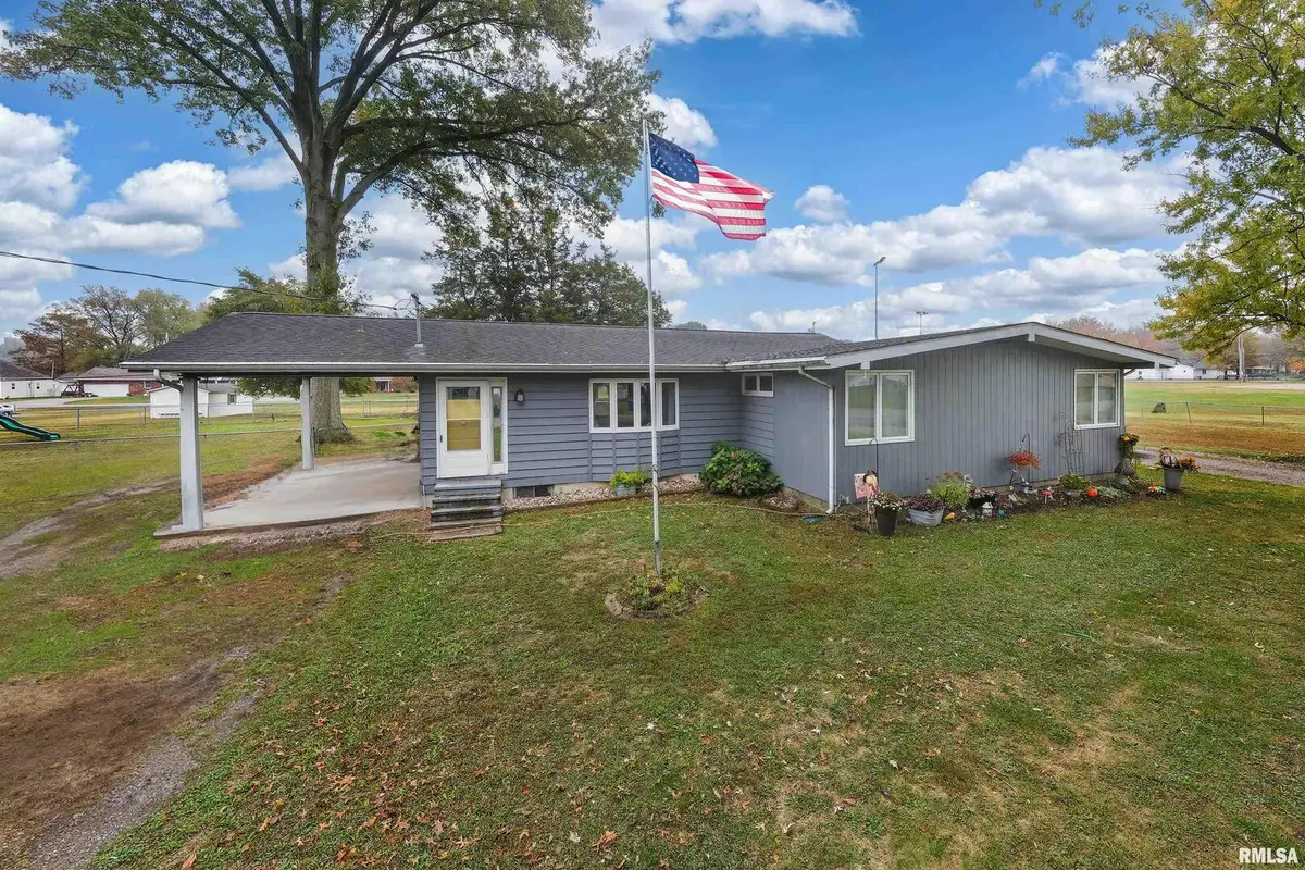 816 S Elm Street, Sesser, IL 62884 - Image #1