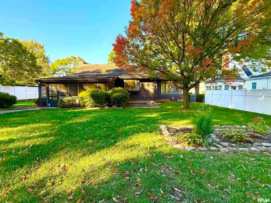 212 S 12th Street, Herrin, IL 62948 - Image #3