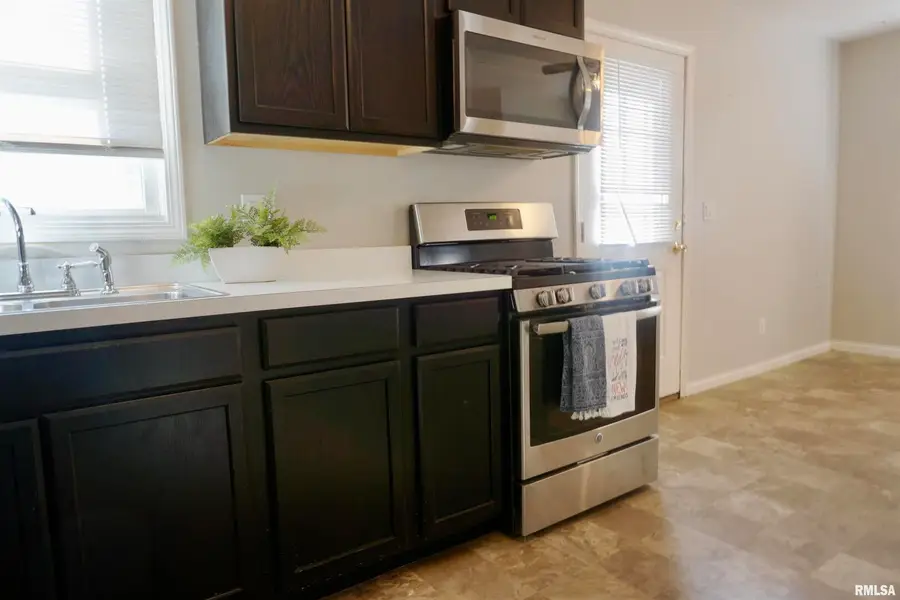 310 N 4th Street, Elkville, IL 62932 - #3