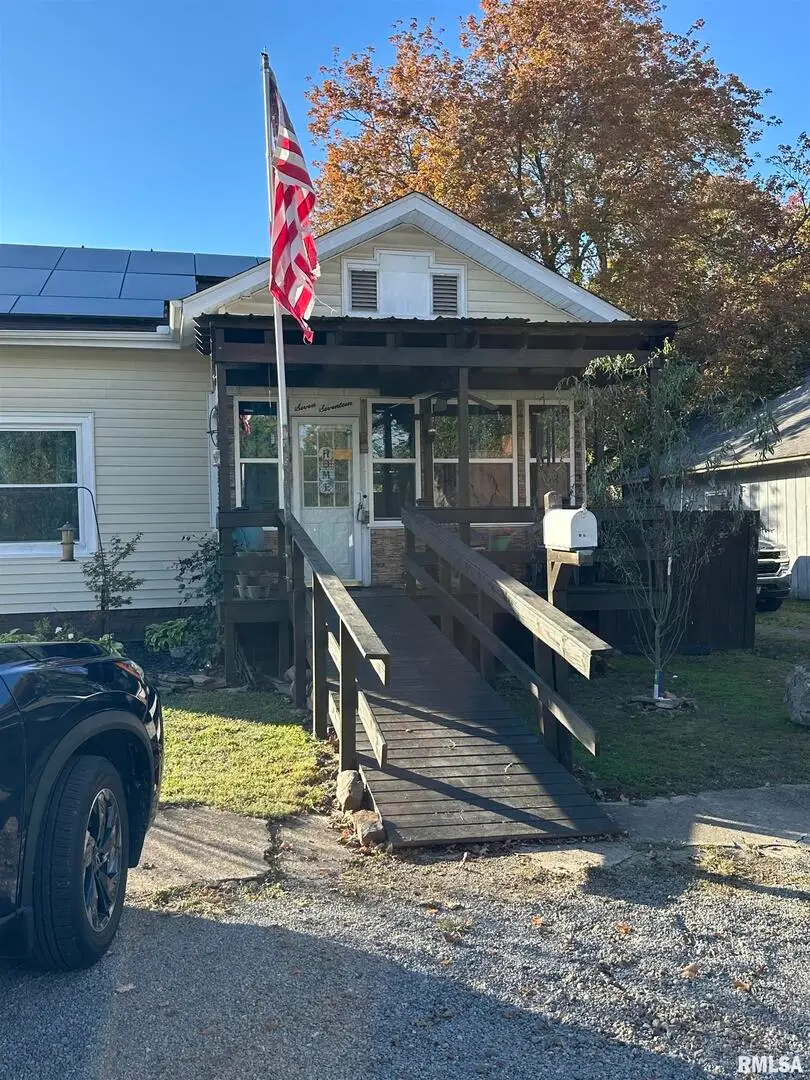 717 S 18th Street, Herrin, IL 62948 - Image #1