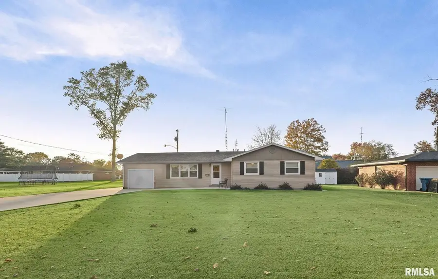 628 Sara Drive, Centralia, IL 62891 - Image #3