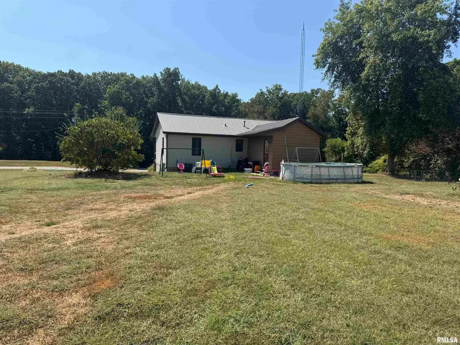 7003 River Road, Iuka, IL 62849 - #3