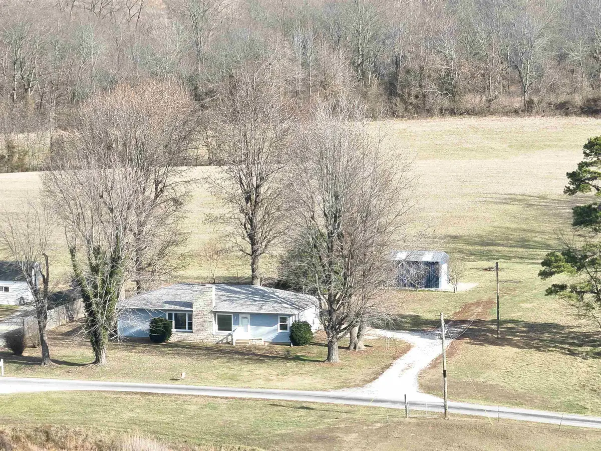 17726 Quiet Acres Rd Road, Sesser, IL 62884 - Image #1