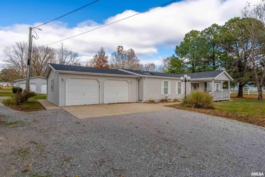 14574 Eastland Road, Marion, IL 62959 - Image #2