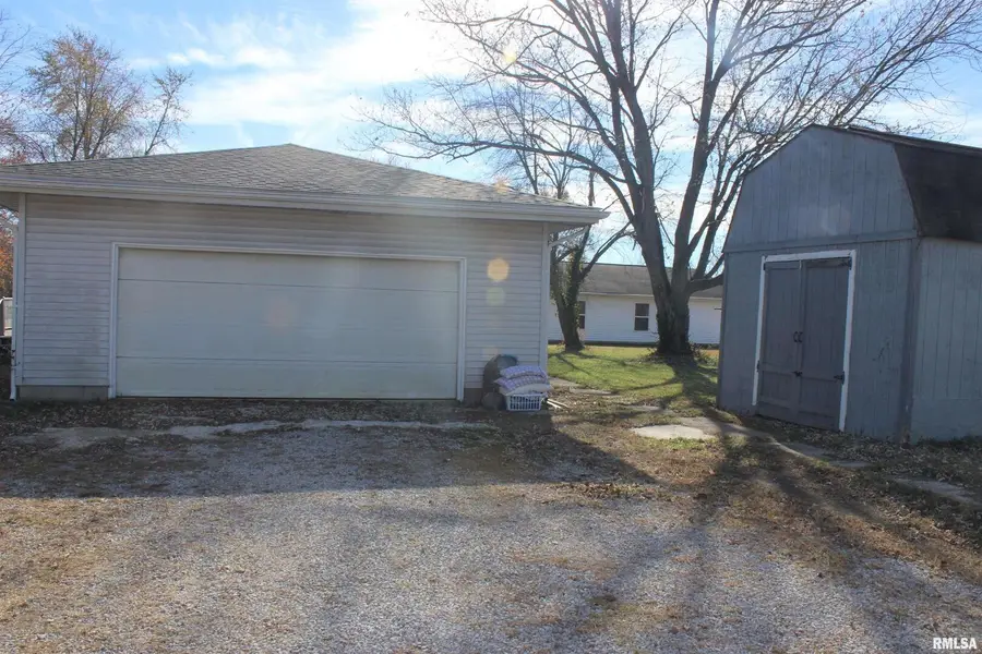 3287 Selmaville Road, Salem, IL 62881 - Image #3