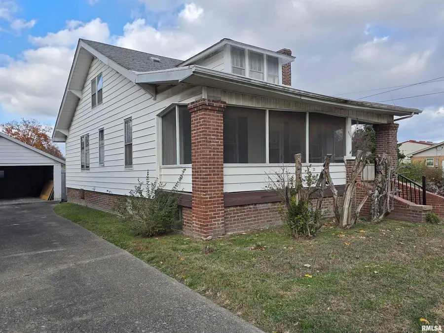 500 W Sloan Street, Harrisburg, IL 62946 - Image #3