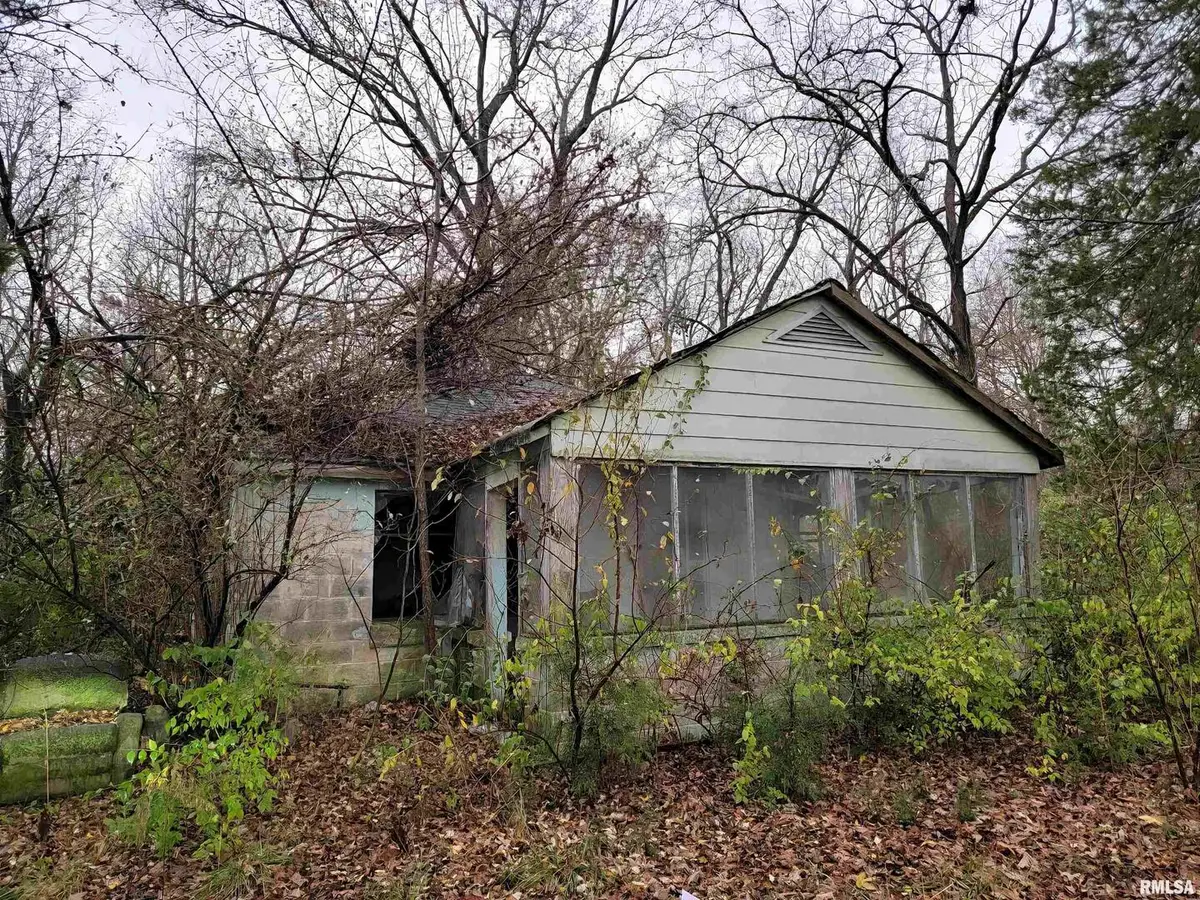 947 E Cole Street, Du Quoin, IL 62832 - Image #1