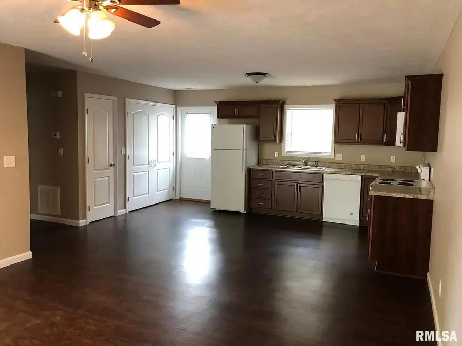 1105 N Monroe Street #A-D, Marion, IL 62959 - Image #2