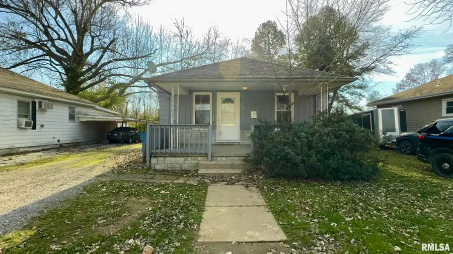 720 E Taylor Street, Benton, IL 62812 - Image #3