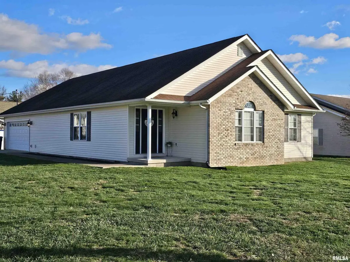 408 W Beacon Court, Mount Vernon, IL 62864 - #1