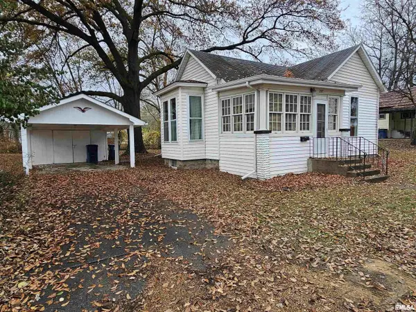 207 N 8th Street, Mt Vernon, IL 62864