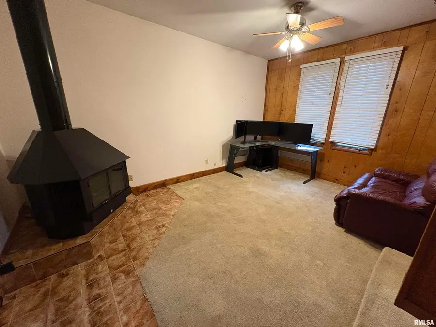 623 Meadowbrook Lane, Centralia, IL 62801 - Image #3