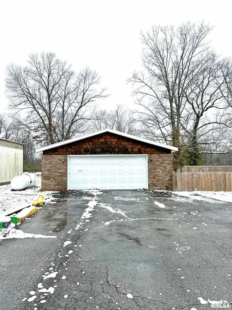 2407 Selmaville Road, Salem, IL 62881 - Image #3