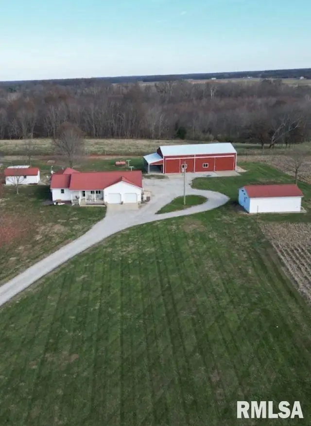 4786 Keller Road, Iuka, IL 62849 - Image #2