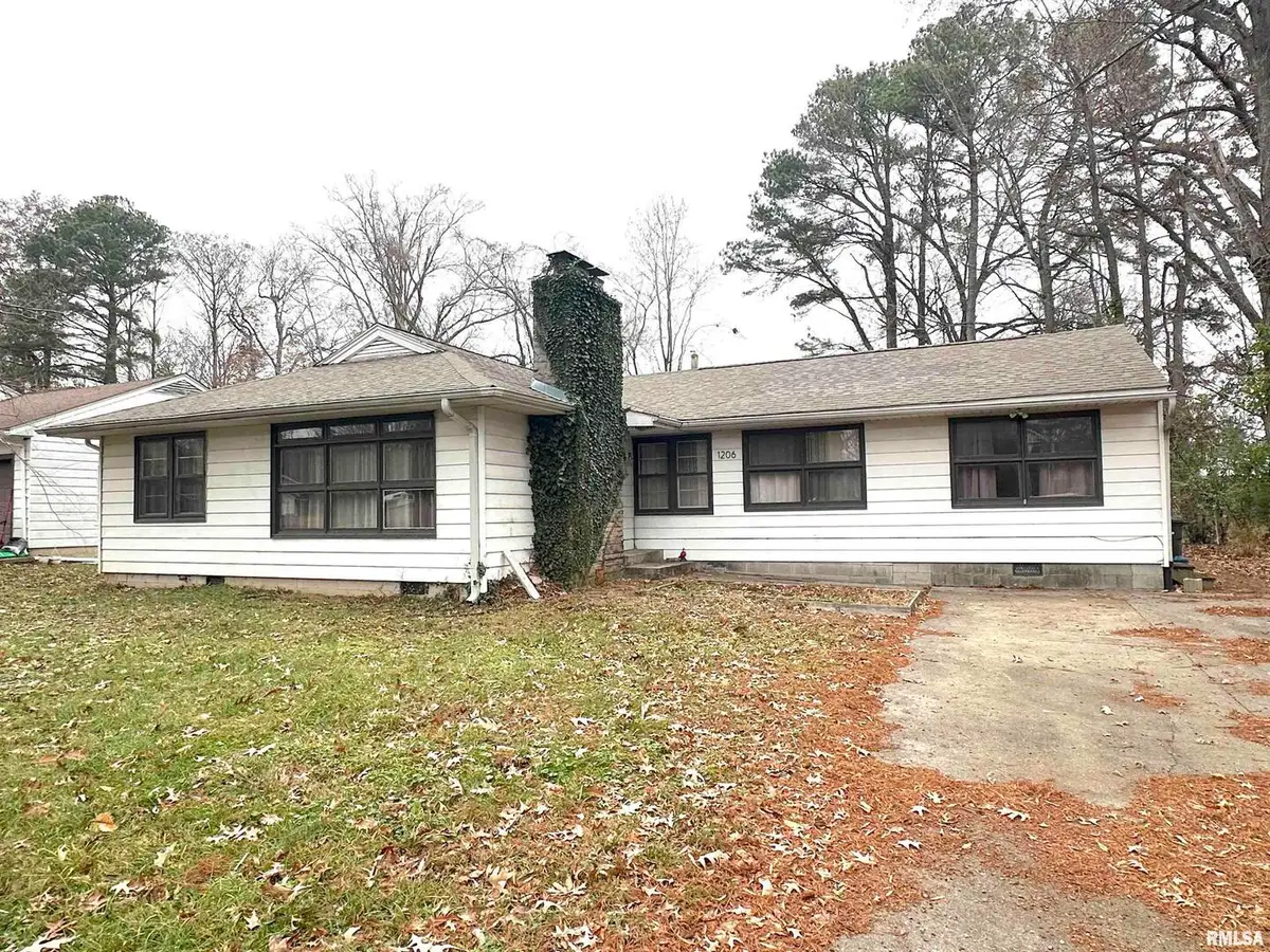 1206 W Chautauqua Street, Carbondale, IL 62901 - Image #1