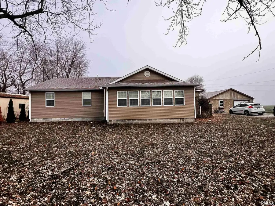 829 E Jefferson Street, Washington, IL  - #2
