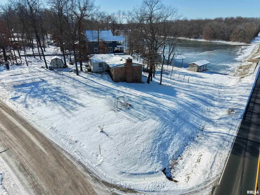 15981 Hillcrest Drive, Effingham, IL 62401 - Image #2