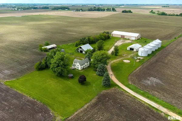 7936 Utica Ridge Road, Davenport, IA 52807