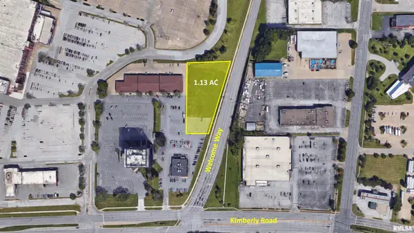 104 E Kimberly Road, Davenport, IA 52806