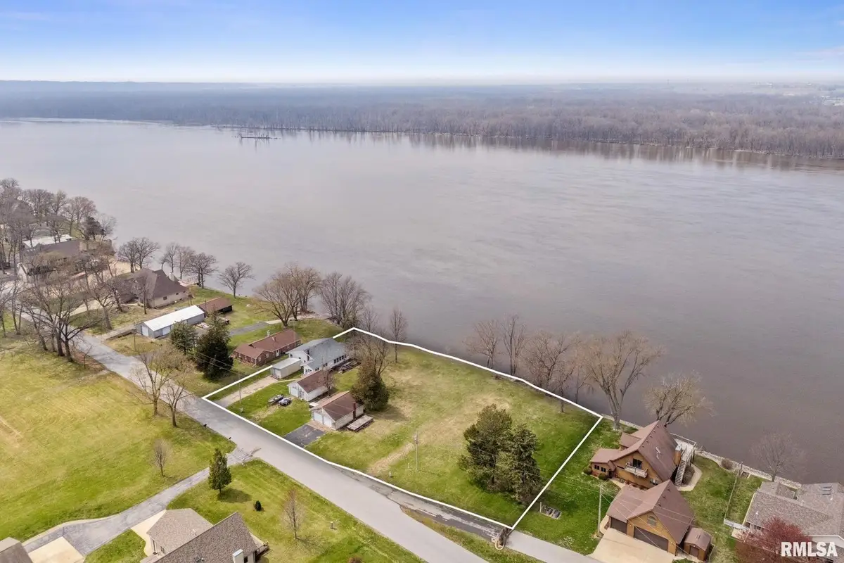 21812 N River Road, Cordova, IL 61242 - Image #1